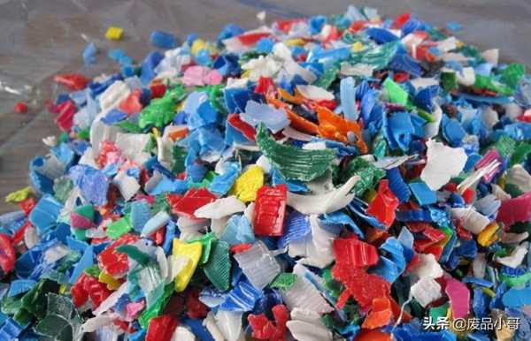 各种塑料废品加工成颗粒（各种塑料废品的回收价格）
