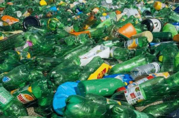 废旧绿PET瓶的用途（pet1 塑料瓶可以回收吗?）